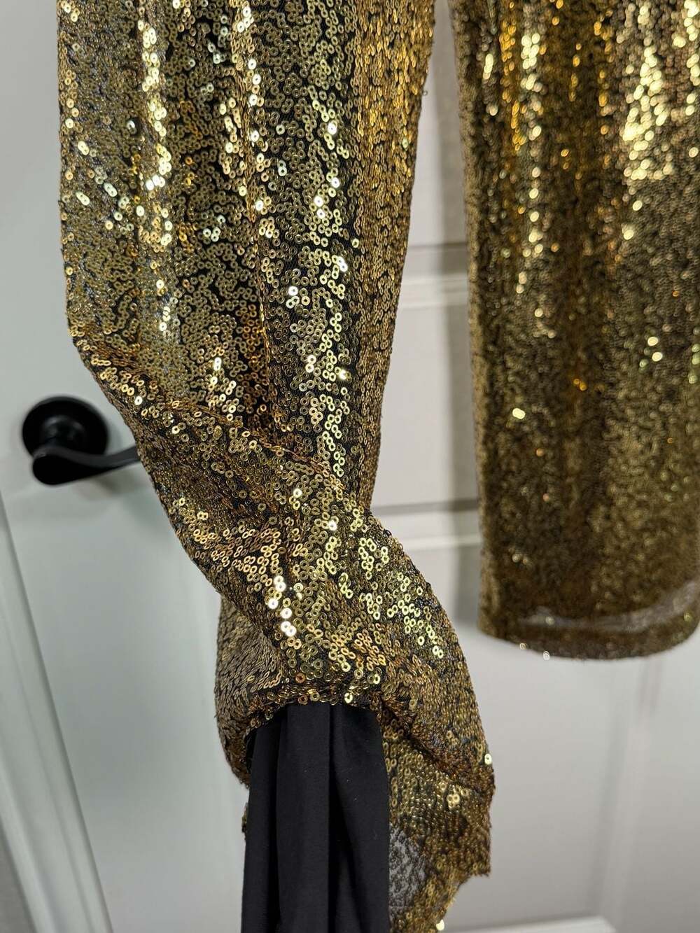 Sundays by WeAreSundays Kyran Gold Sequin Wide Leg Pants Size S - Picture 4 of 7